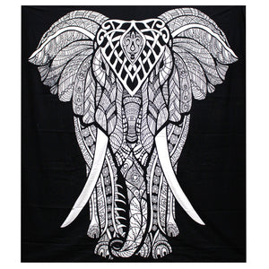 b&w-double-cotton-bedspread-+-wall-hanging-elephant